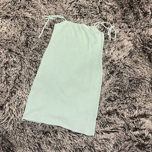 Green, spaghetti strap dress